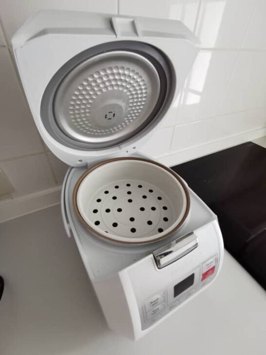 Slow Cooker Vs Rice Cooker Which Is Better For You? (Helpful Guide