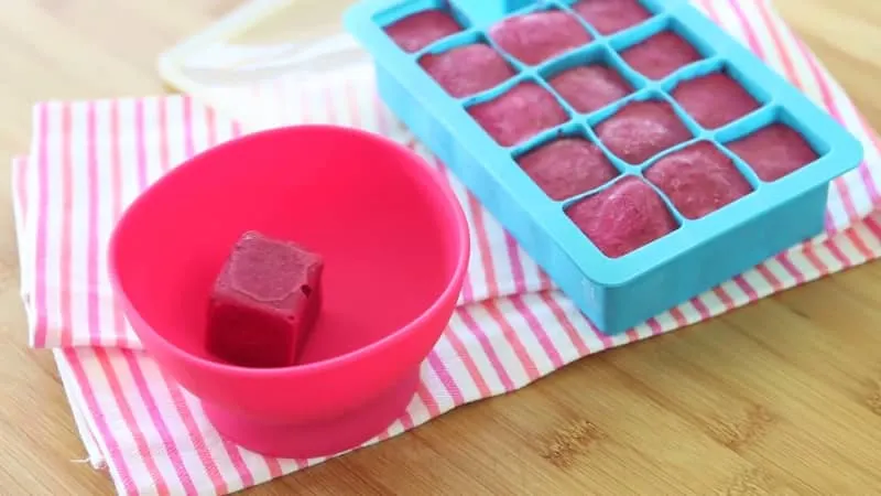 Convenient method for freezing pureed baby food: ice cube trays