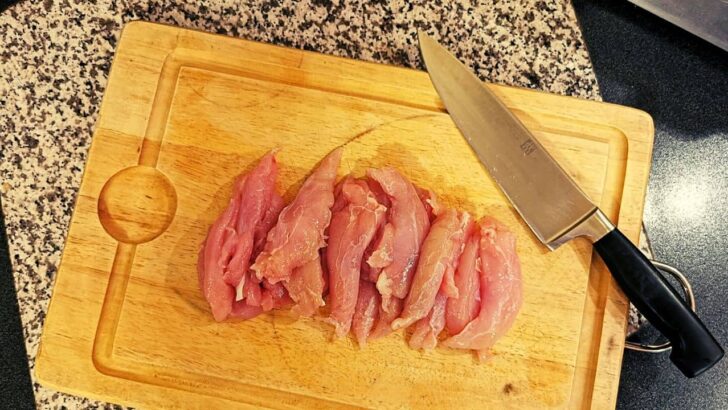 Is it OK to Cut Chicken on a Wooden Cutting Board? (Answered)