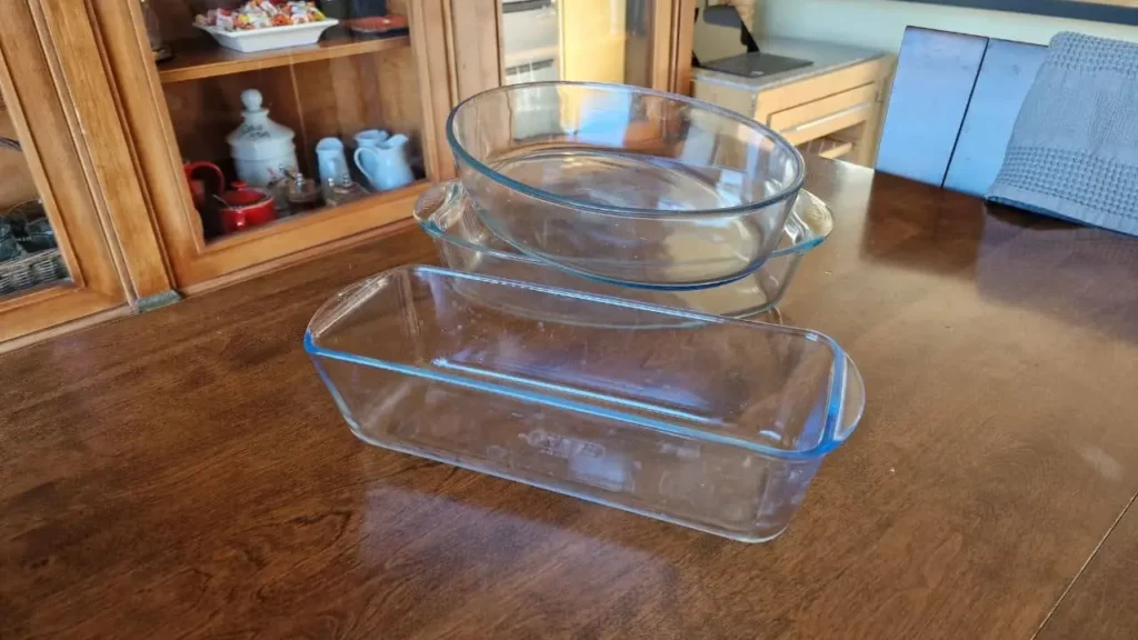 Glass Casseroles For Baking: Advantages and Disadvantages